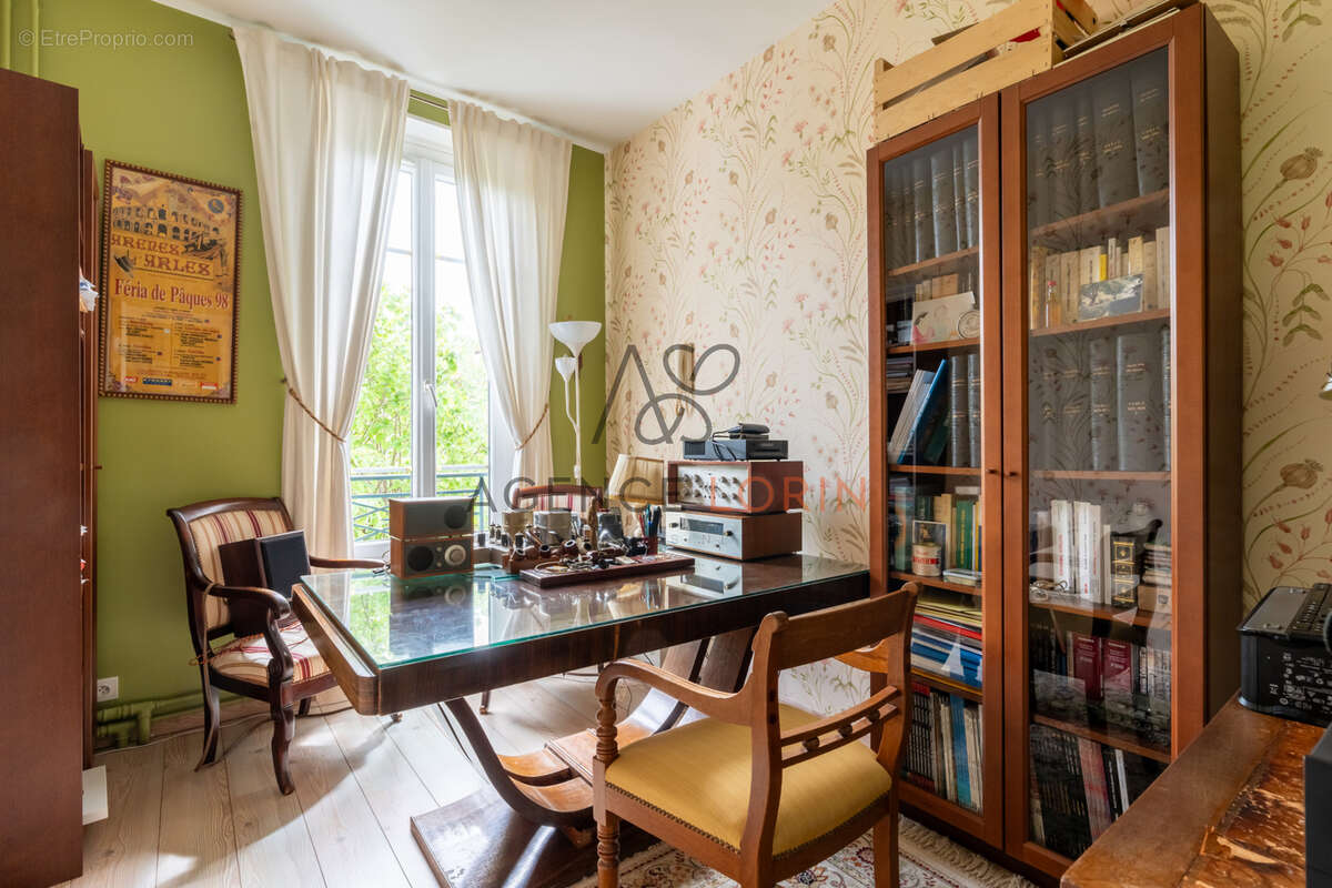 Maison à LE VESINET