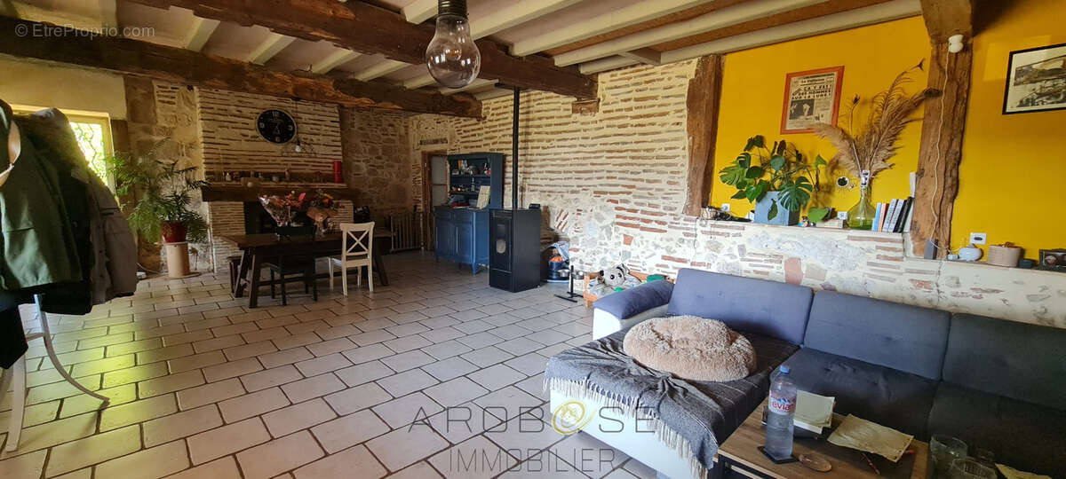 Maison à CLAIRAC