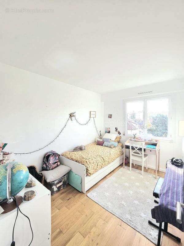 Appartement à RUEIL-MALMAISON