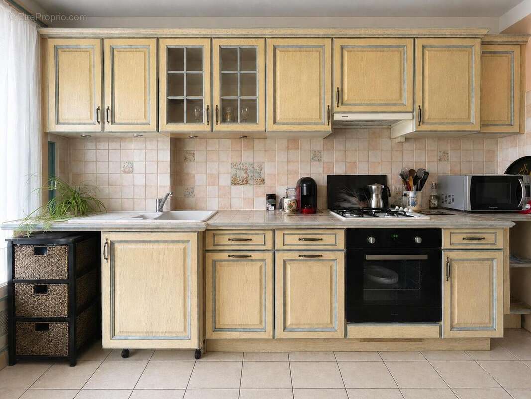 Appartement 72 m² à Bron  - photo 5