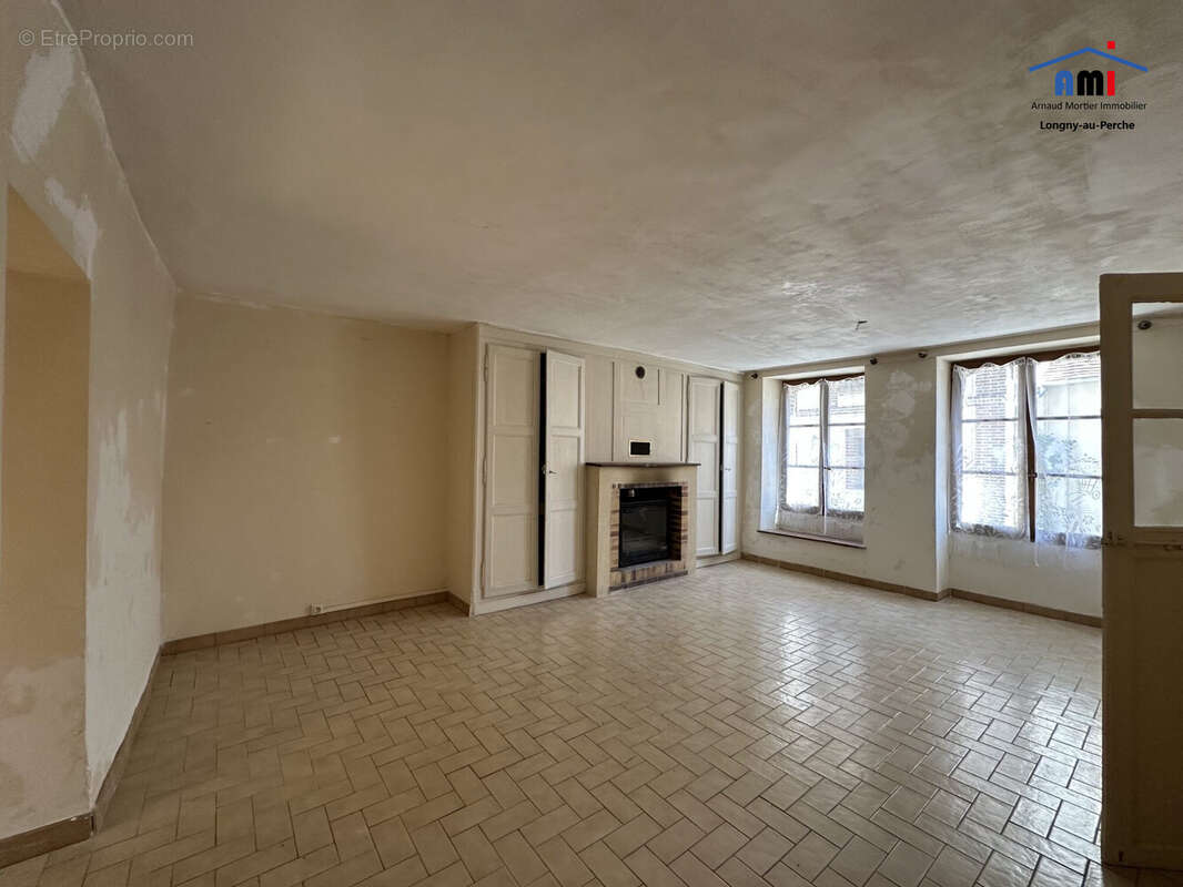 Maison 75 m² à Longny-Au-Perche  - photo 1