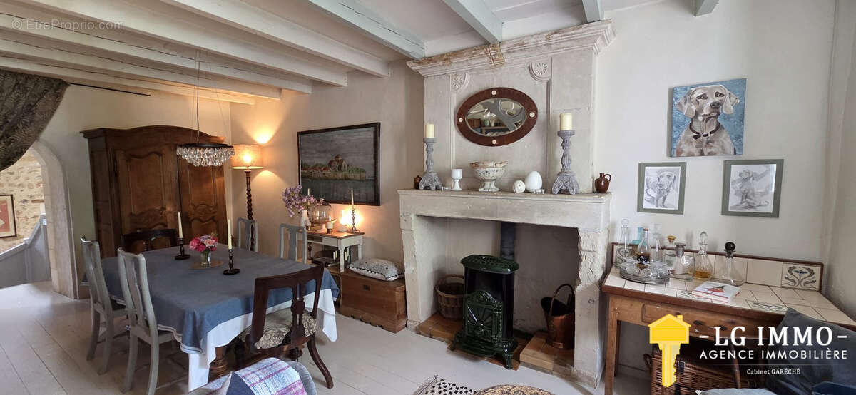 Maison à SAINT-THOMAS-DE-CONAC