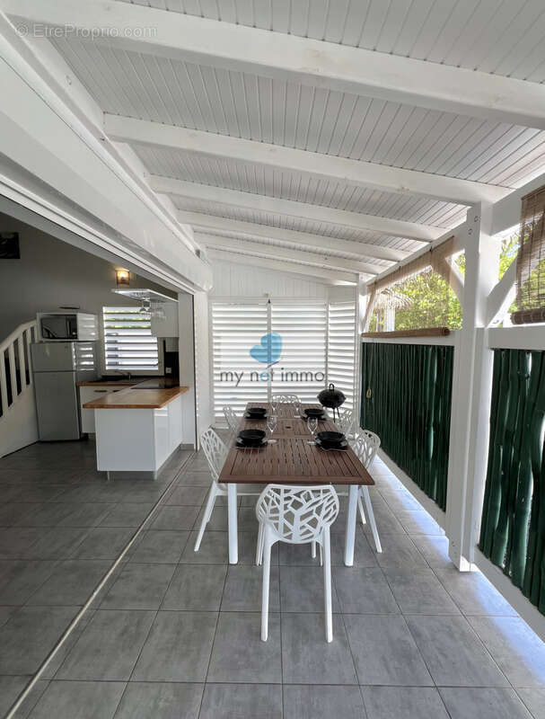 Appartement à SAINTE-ANNE