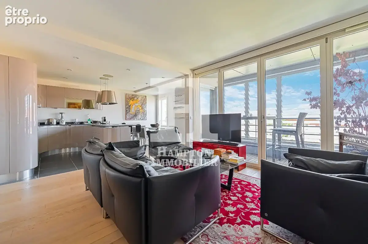 Appartement à PARIS-14E