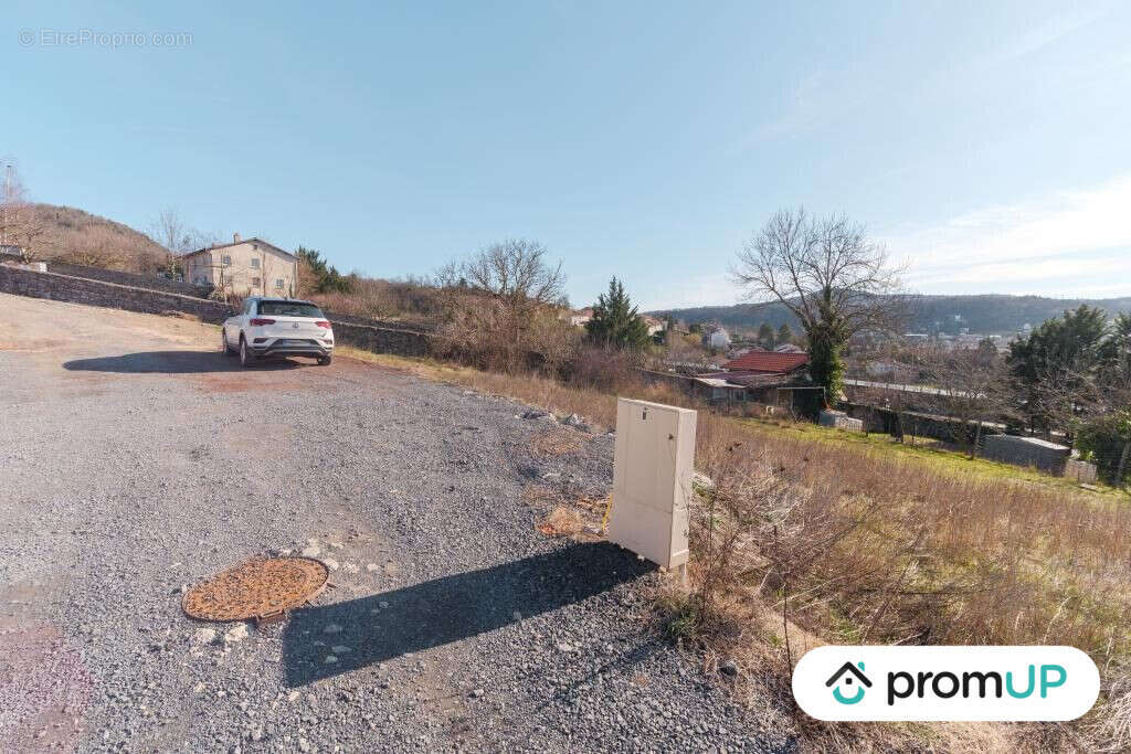 Terrain à SAINT-GERMAIN-LAPRADE