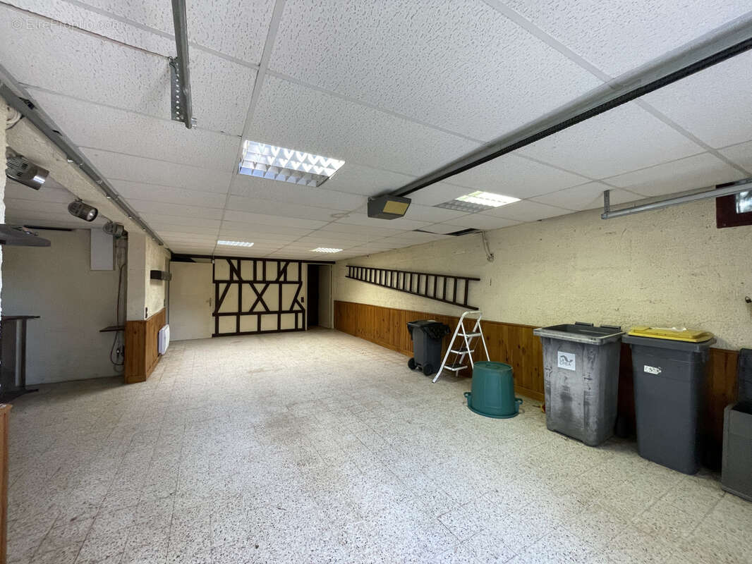 Maison 5 chambres sur sous-sol total - photo 14
