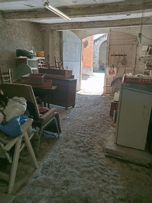 Maison de village avec jardin et garage. - photo 16