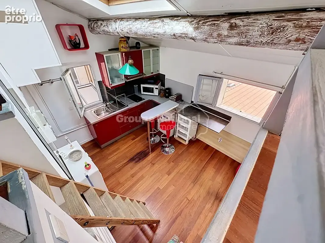 Cannes forville, studio mezzanine au dernier étage - photo 5