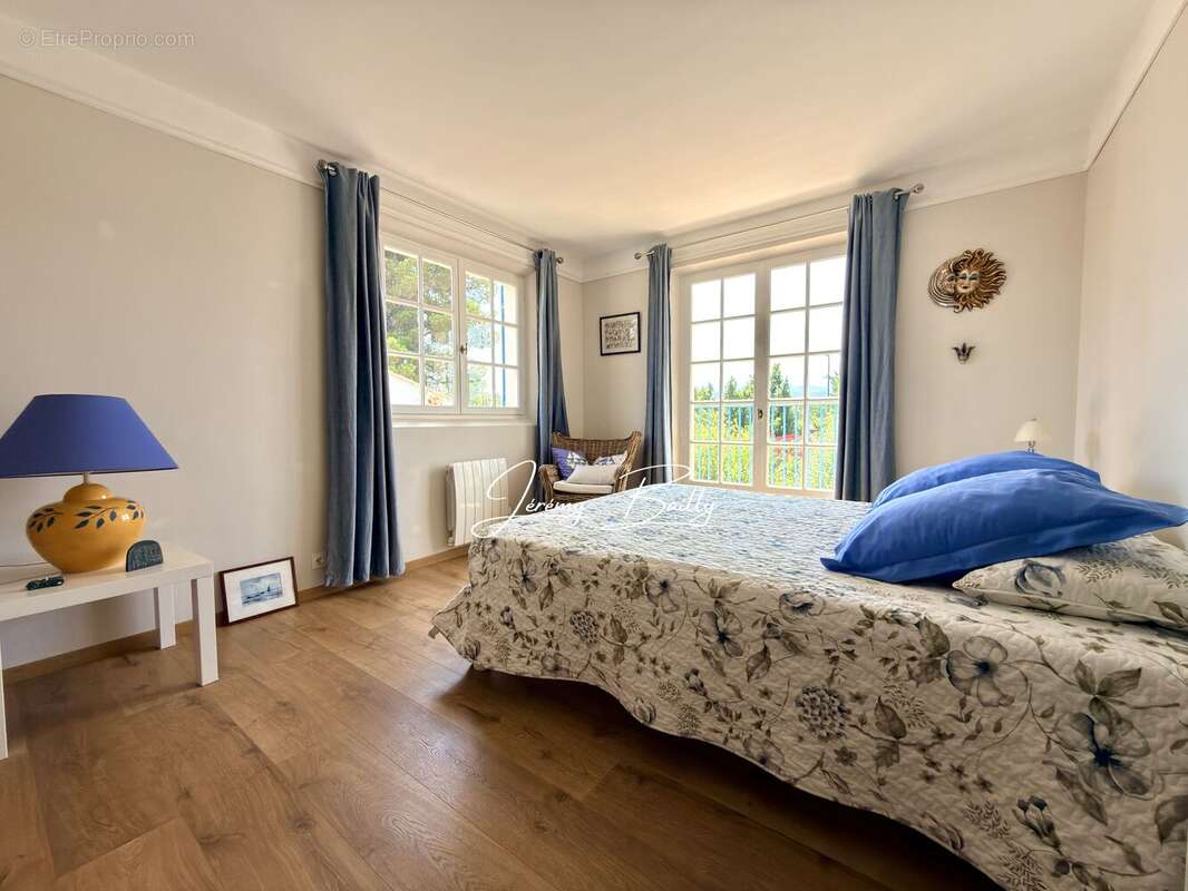 Maison 158 m² à Millas  - photo 9