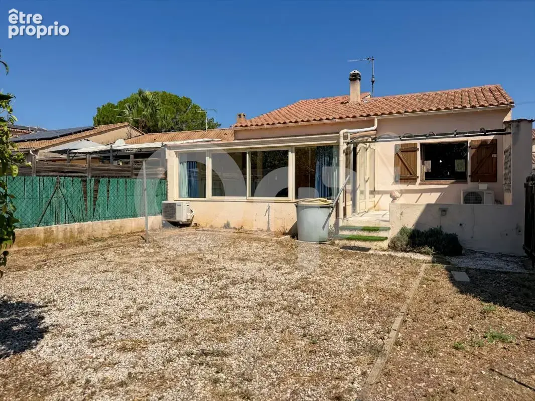 Maison à LA CRAU