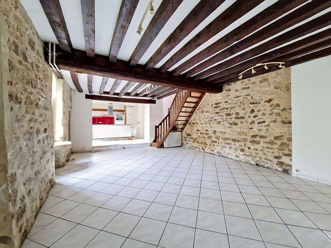 Maison à MARINES