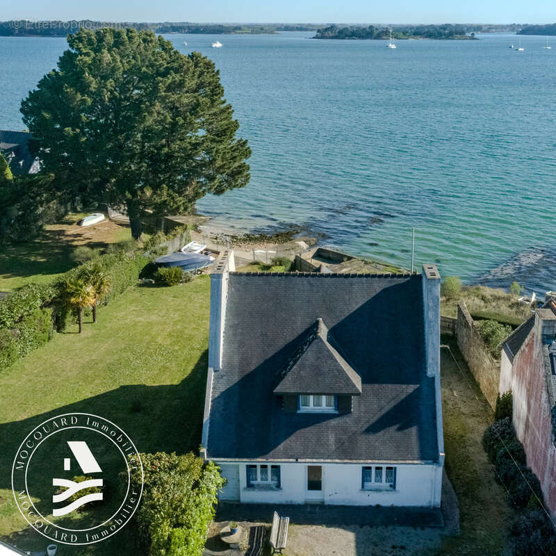 Maison à LOCMARIAQUER