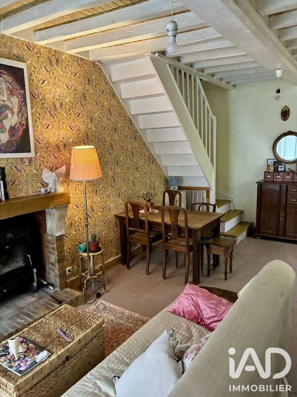 Photo 1 - Maison à LAVAU