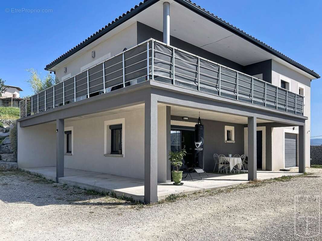 Maison à AUBENAS