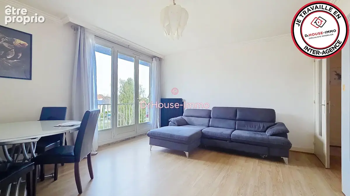 Appartement à NOZAY