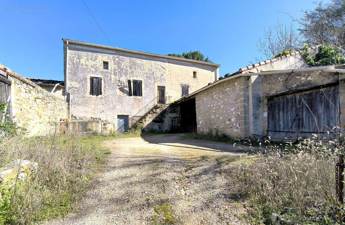 Maison à UZES