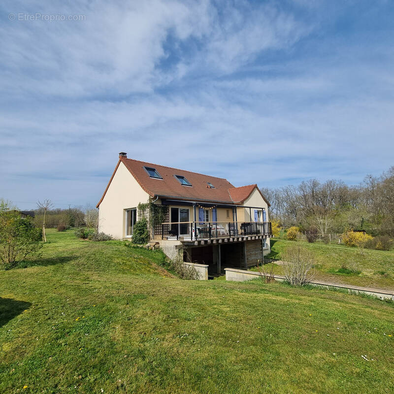 Maison à LYS-SAINT-GEORGES