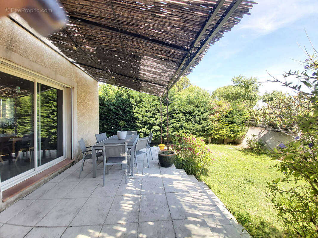 Maison à CALVISSON