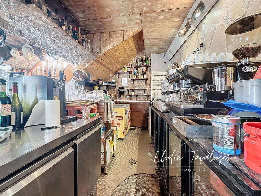 Commerce à CARRIERES-SUR-SEINE