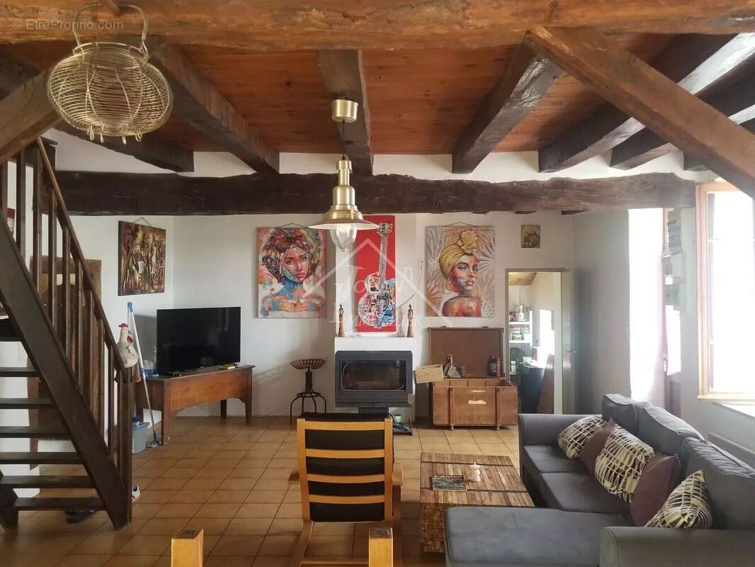 Maison à LE VILHAIN