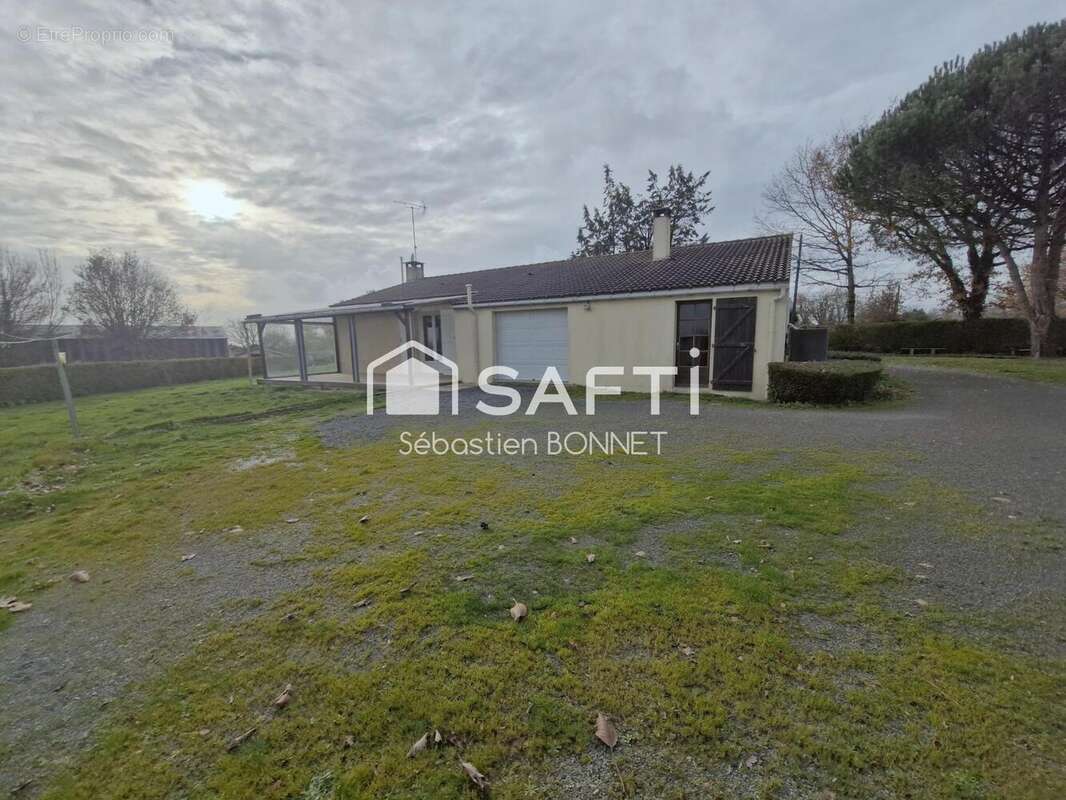 Photo 8 - Maison à LE CHAMP-SAINT-PERE