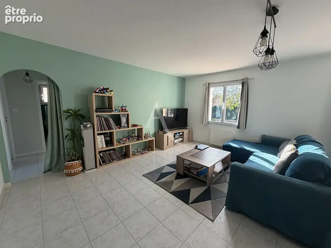 Maison plain pied à vendre à Aizenay à proximité des écoles - photo 4