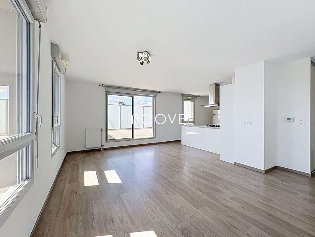Appartement DERNIER ÉTAGE 3 pièce(s) 91.16 m2 - photo 4