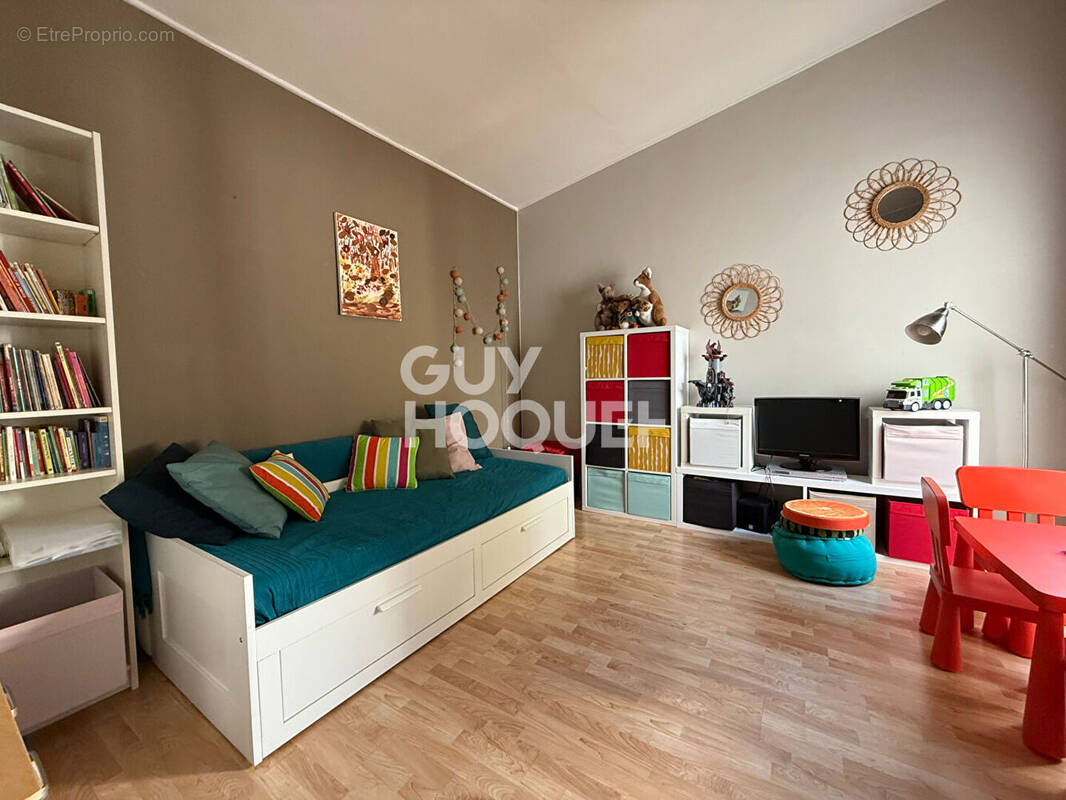 Maison à GRETZ-ARMAINVILLIERS