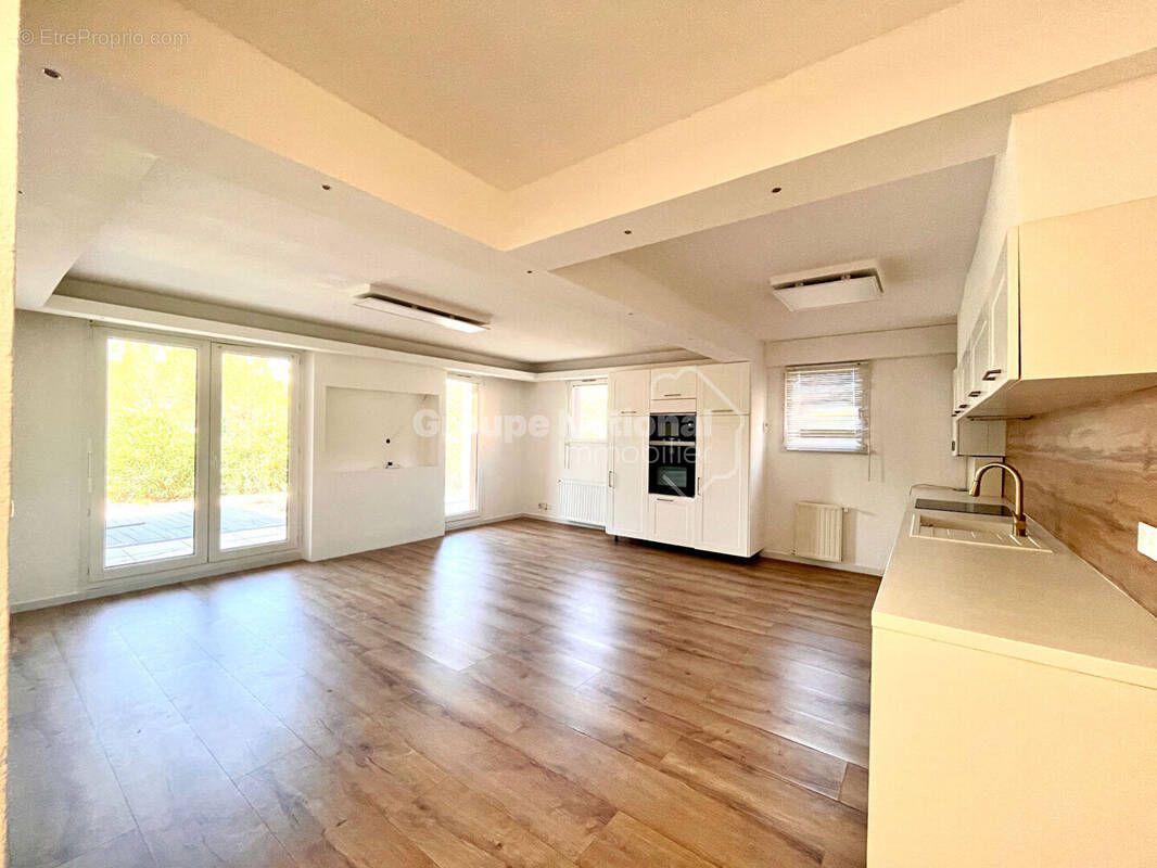 Appartement à LES ANGLES
