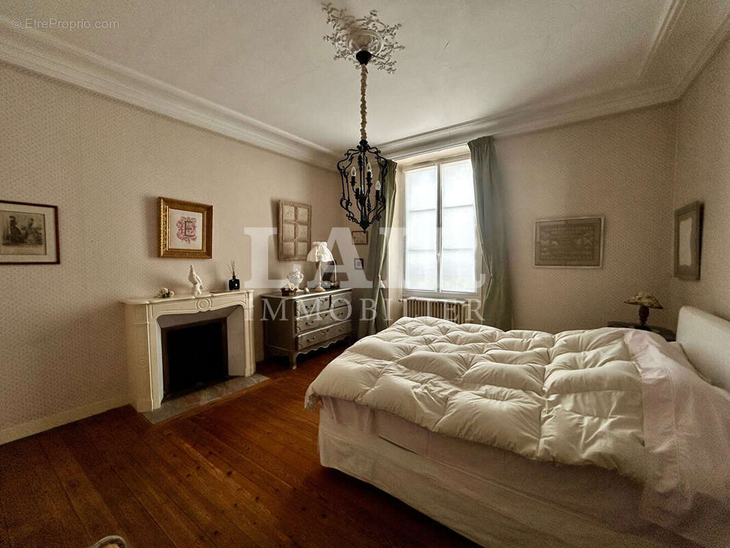 Propriété en plein coeur d'Écouché-les-Vallées - réf : T15078cpy - photo 13