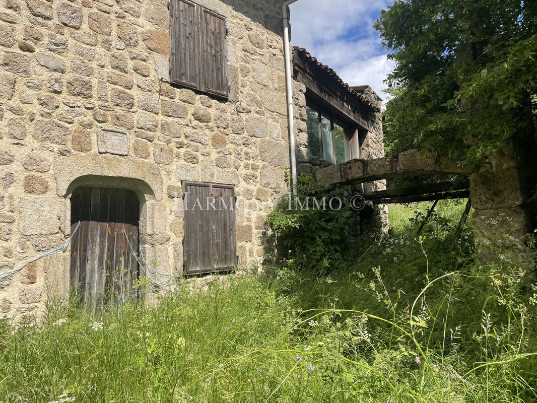 Maison à ESTIVAREILLES