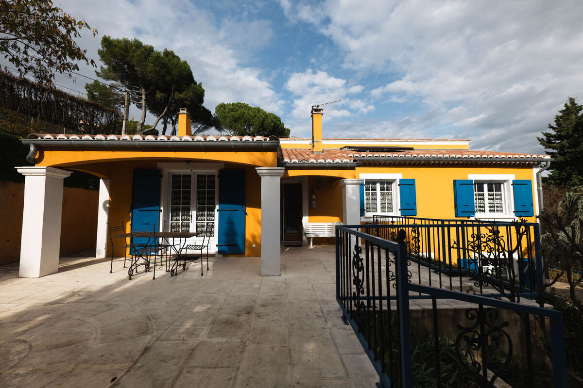 Maison à SAINT-MARCEL-D&#039;ARDECHE