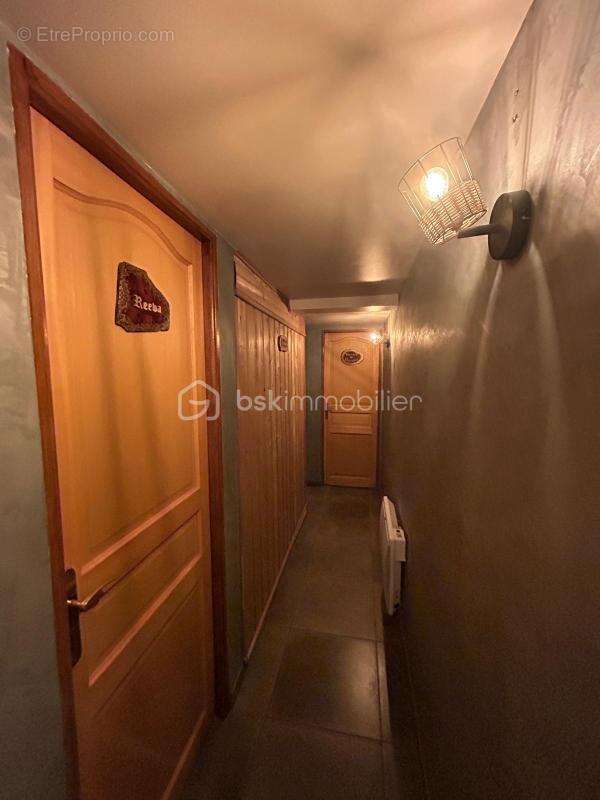 Grande maison avec local - photo 24