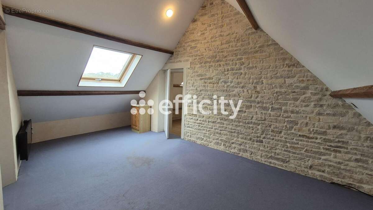 Maison à COURSEULLES-SUR-MER