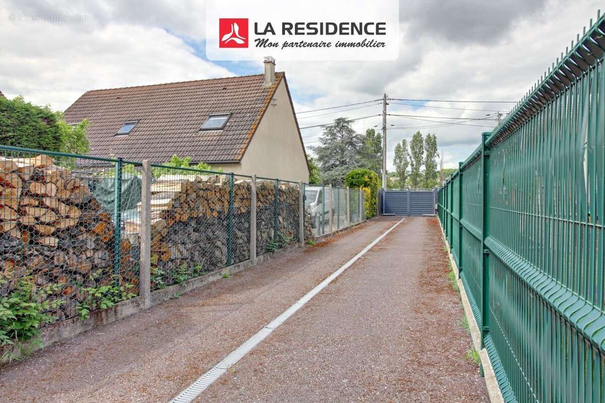 Maison 77 m² à Les Mureaux  - photo 9