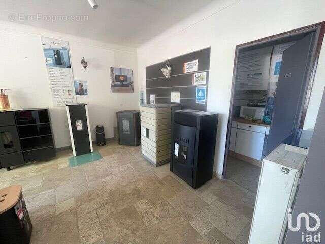 Photo 7 - Commerce à SAINT-FARGEAU-PONTHIERRY