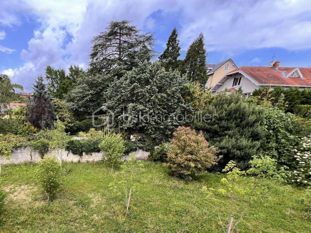 Appartement à CALUIRE-ET-CUIRE