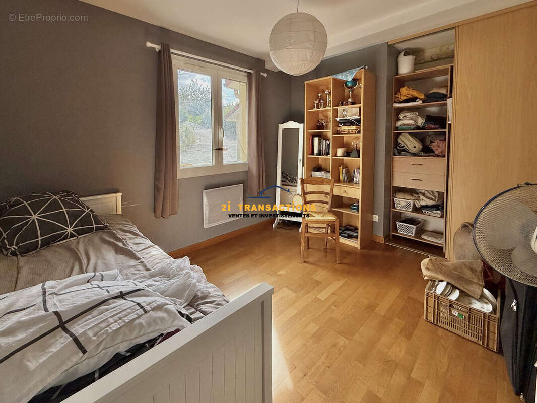 Maison à LA GRAND-CROIX