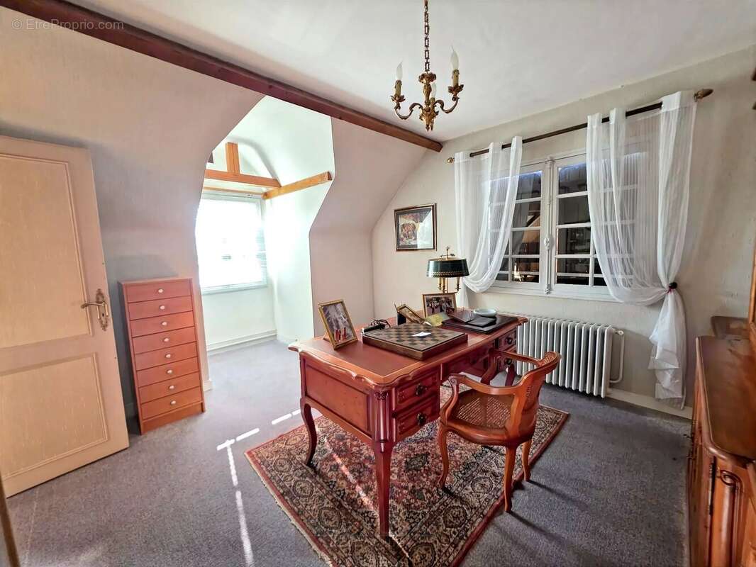 Maison à AMILLY
