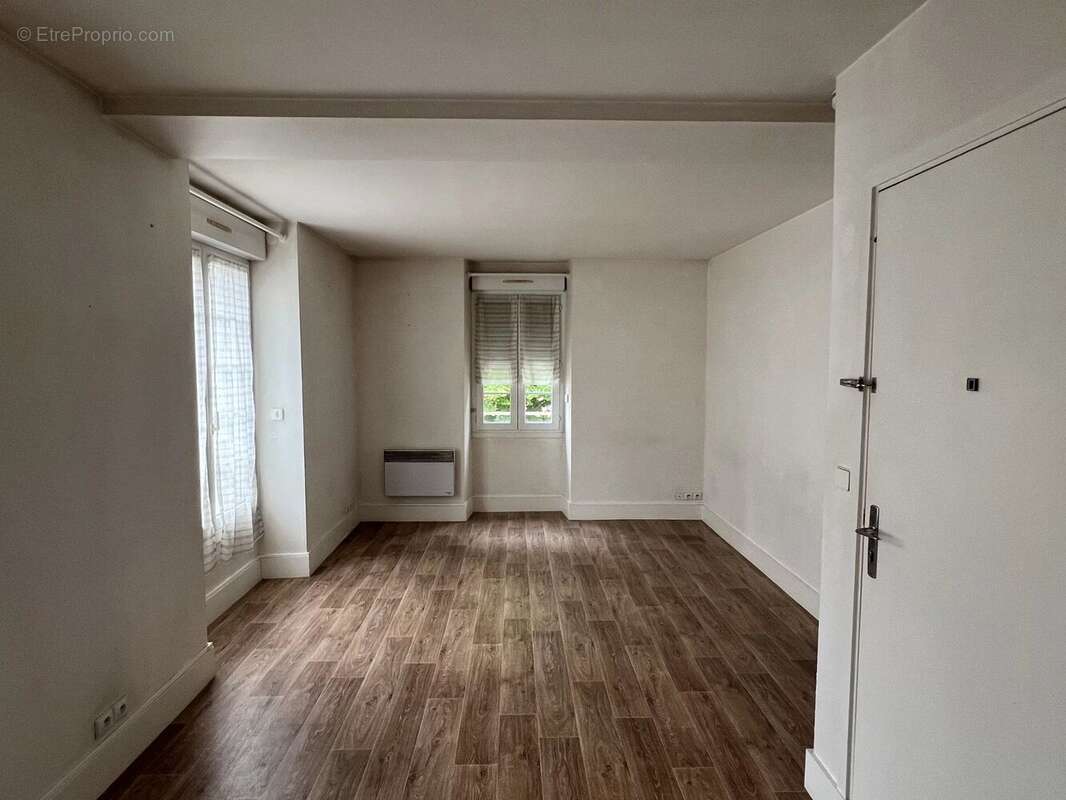 Appartement à HOUDAN