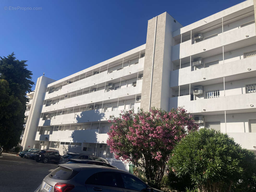 Appartement à HYERES