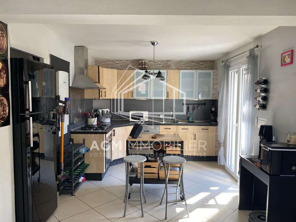 Maison 111 m² à Perpignan  - photo 5