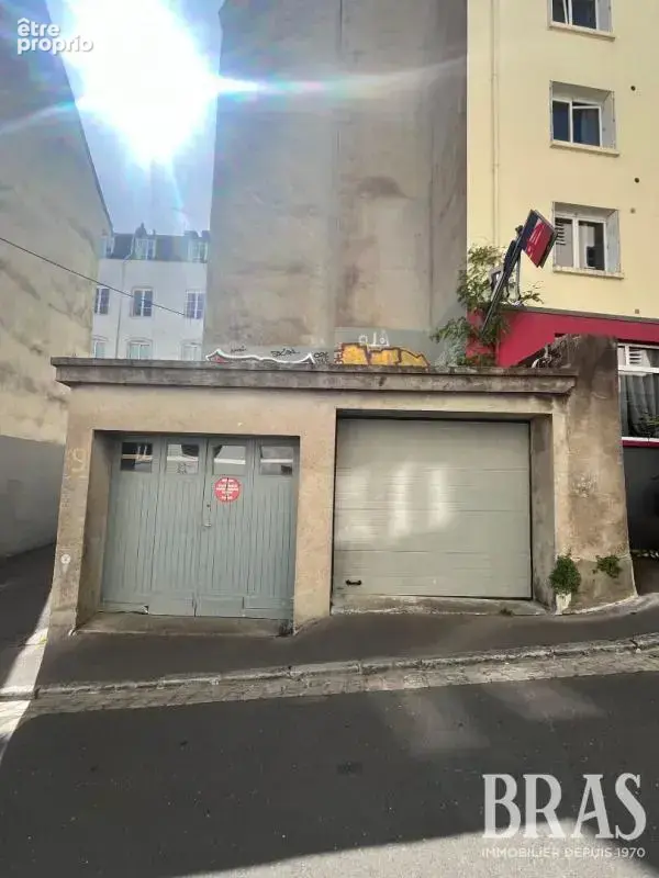 Garage - rue fourcroy - photo 2
