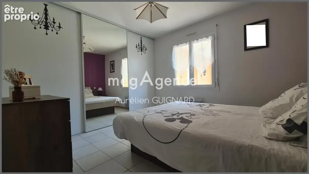 7 Chambres, double garage, jardin piscinable paysager - photo 12