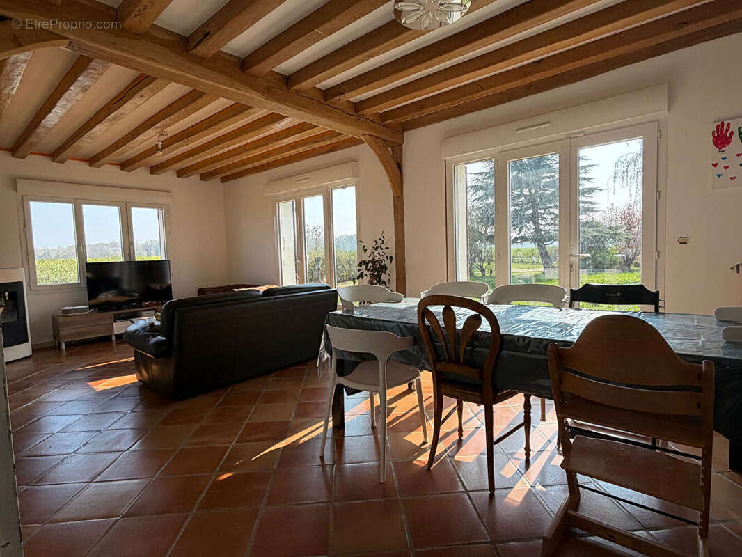 Maison à MOUETTES