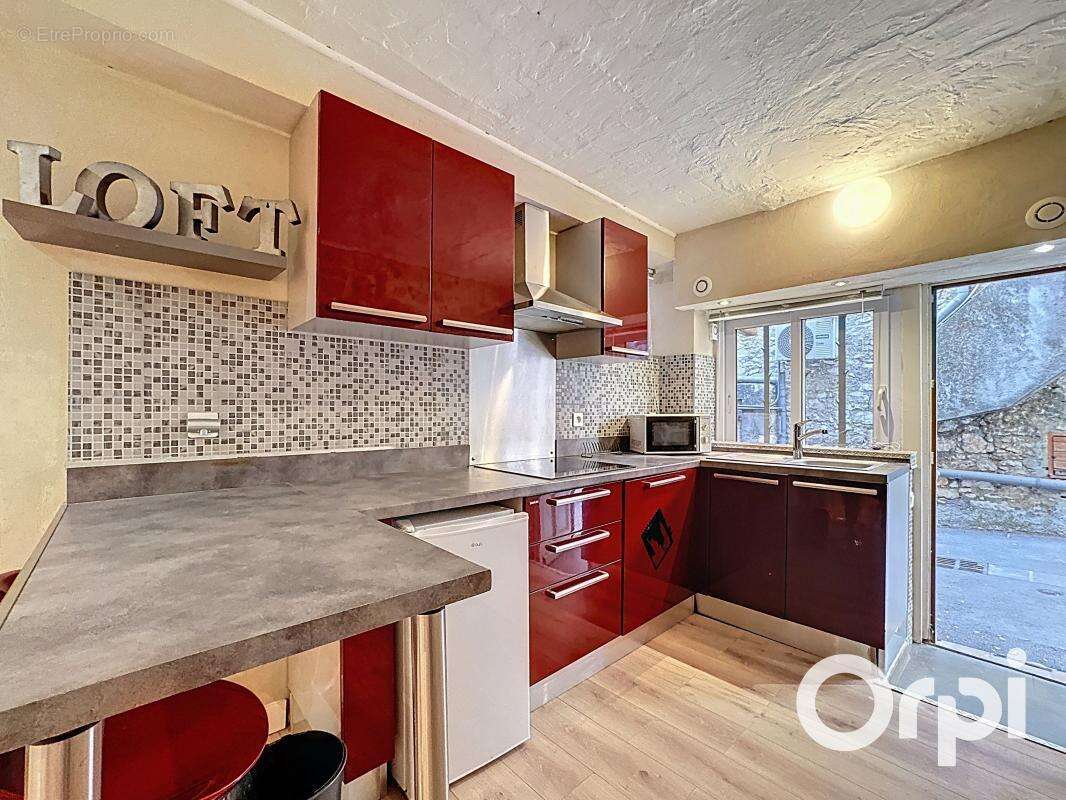 Appartement à LA COLLE-SUR-LOUP