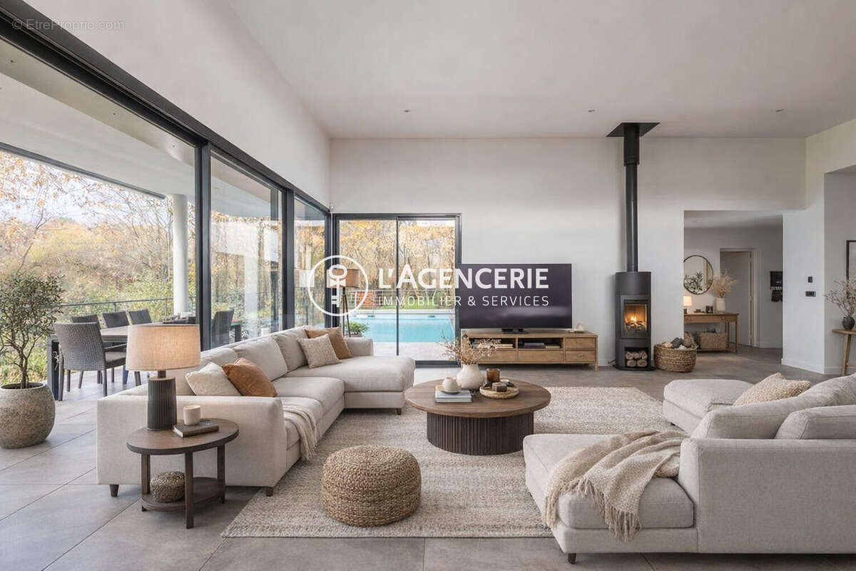 Maison à LE HAILLAN