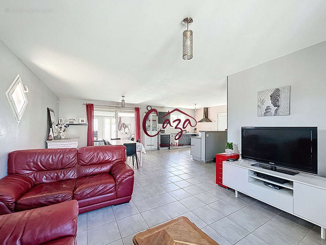 Maison à CAMBLANES-ET-MEYNAC