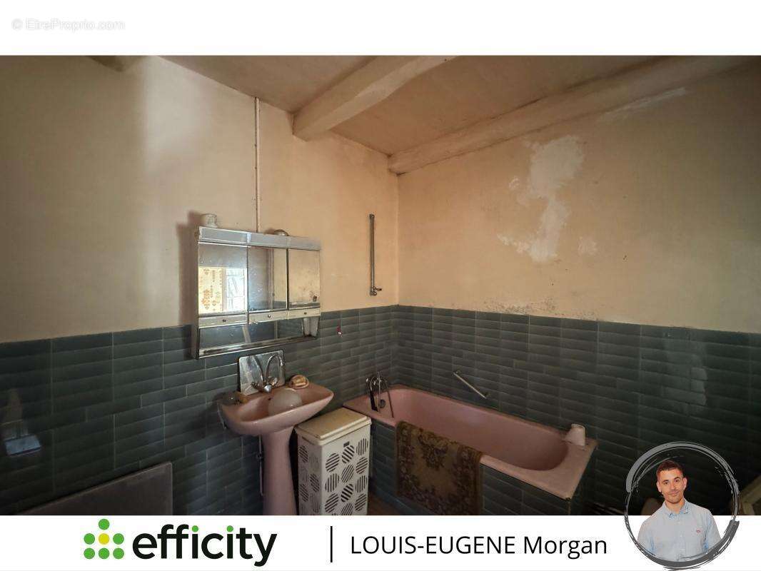 Maison à SAINT-SECONDIN