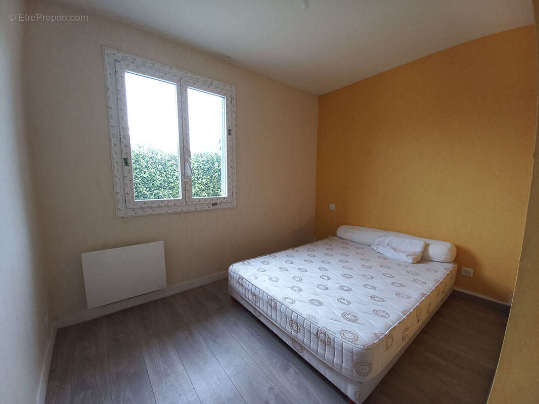 Maison à LA BREE-LES-BAINS